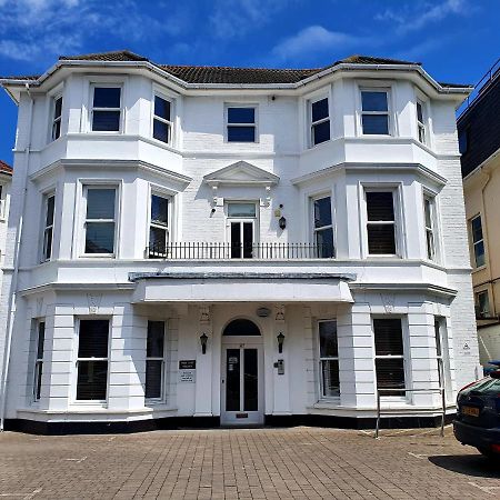 Top Quality Beach Front Apartment Sleep Up To 7 Guests Bournemouth Dış mekan fotoğraf