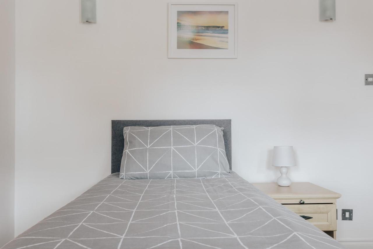 Top Quality Beach Front Apartment Sleep Up To 7 Guests Bournemouth Dış mekan fotoğraf